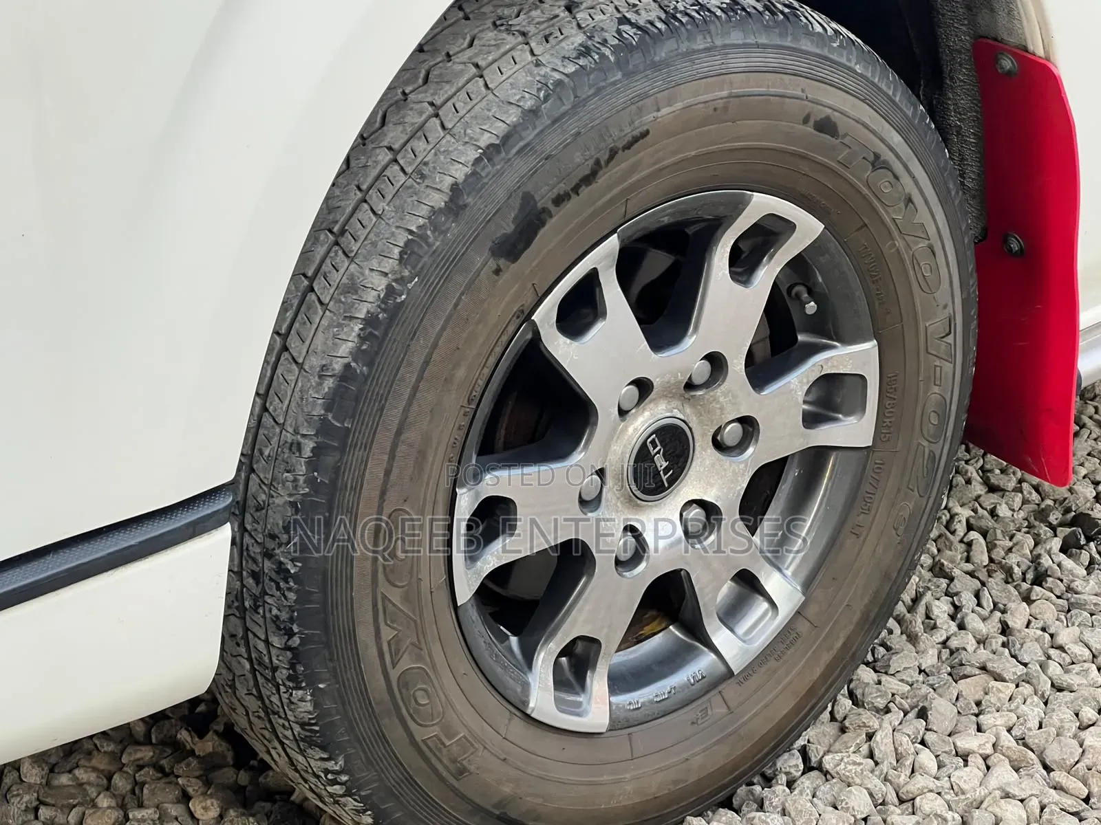 Toyota HiAce 2019 White