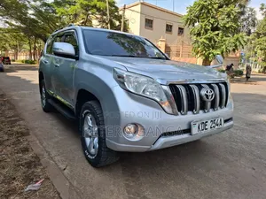 Toyota Land Cruiser Prado 2015 Silver