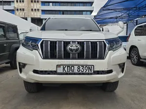 Toyota Land Cruiser Prado 2018 White