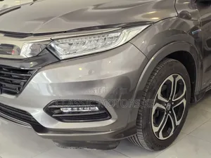 Honda Vezel 2020 Brown
