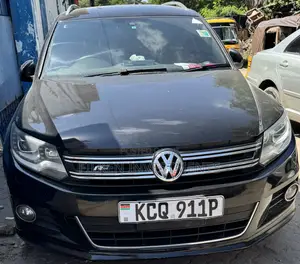 Volkswagen Tiguan 2013 Black