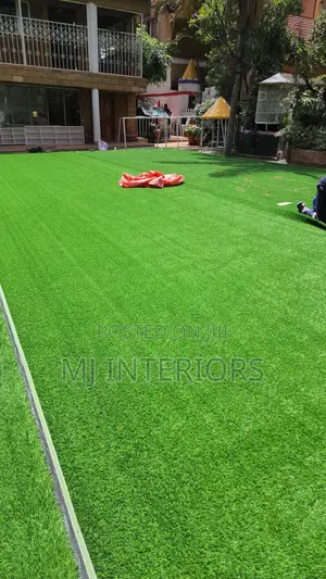 Artificial Grass Carpet for Elegant Outdoor Living