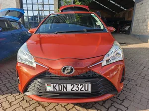Toyota Vitz 2018 Orange