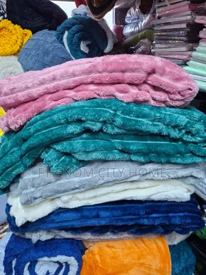 Cozy Stripped Fleece Blanket
