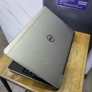 Laptop Dell Latitude E7240 8GB Intel Core i5 SSD 256GB