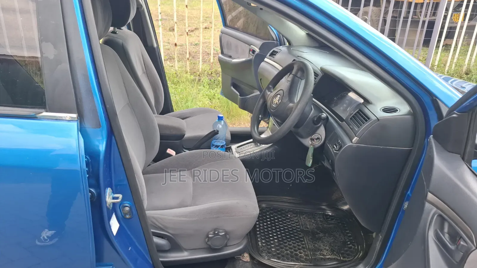 Toyota Corolla RunX 2005 Blue