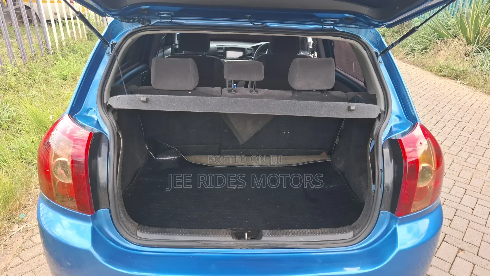 Toyota Corolla RunX 2005 Blue