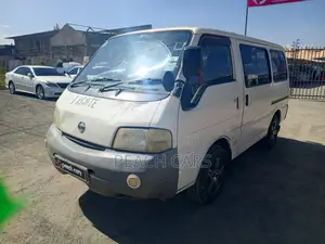 Nissan Vanette 2005 White