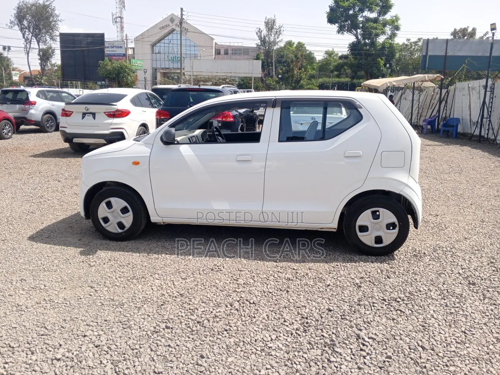 Suzuki Alto 2018 White
