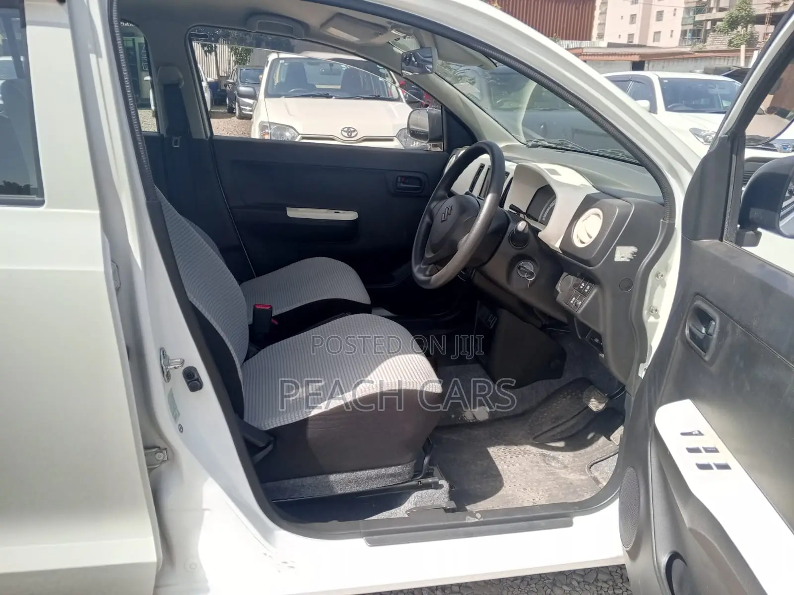 Suzuki Alto 2018 White