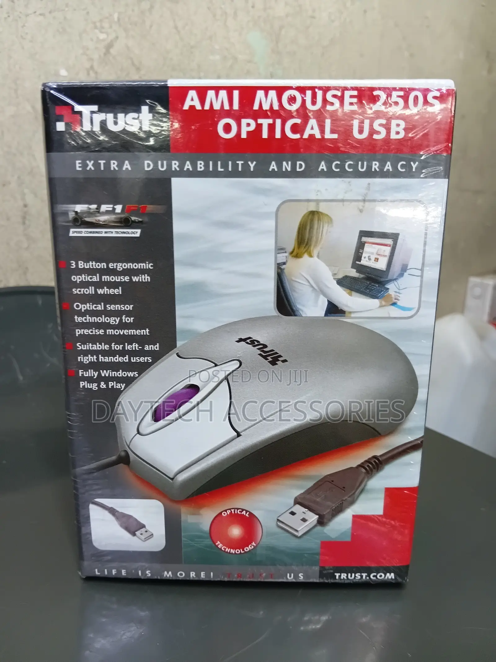 This Is a Trust Ami Mouse 250s 3-Button Ergonomic Optical Mouse.