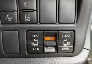 Toyota Voxy 2019 Silver
