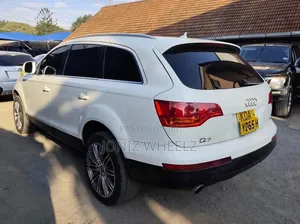 Audi Q7 2009 White