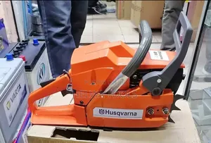 Husqvarna Power Saw/272 Power Saw