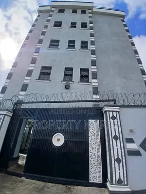 2bdrm Apartment in Gateway Mall Area for rent