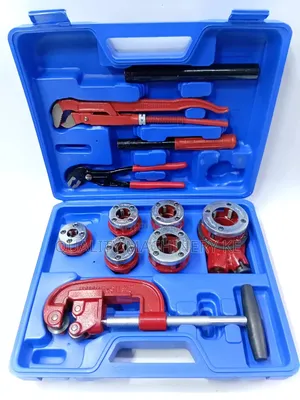 Portable Die Stock Ratchet Set Of
1⁄41⁄23⁄83⁄4 111⁄4
S-Jaw Pipe Wrench
