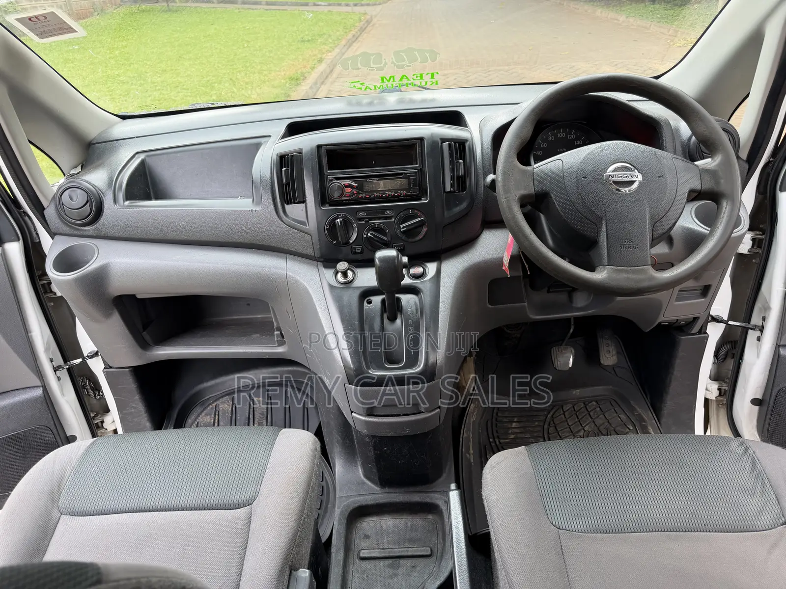 Nissan Vanette 2010 White