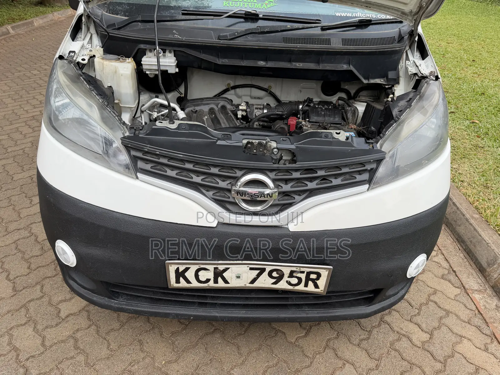 Nissan Vanette 2010 White