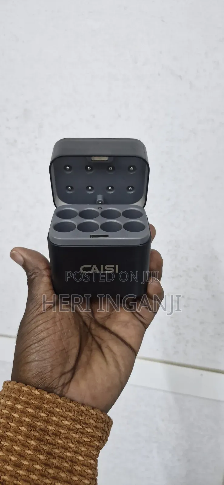 Caisi 8 In Universal Carger For Aa Battery
