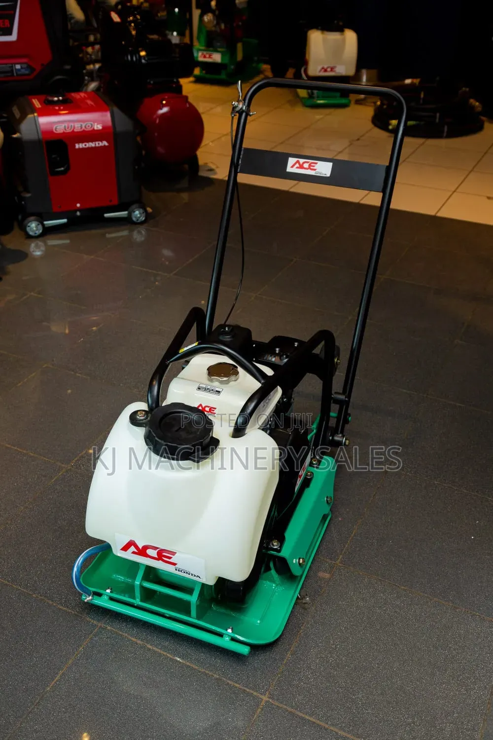 Plate Compactor Honda 90kgs