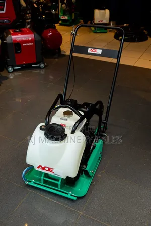 Plate Compactor Honda 90kgs