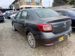Renault Logan 2016 Black