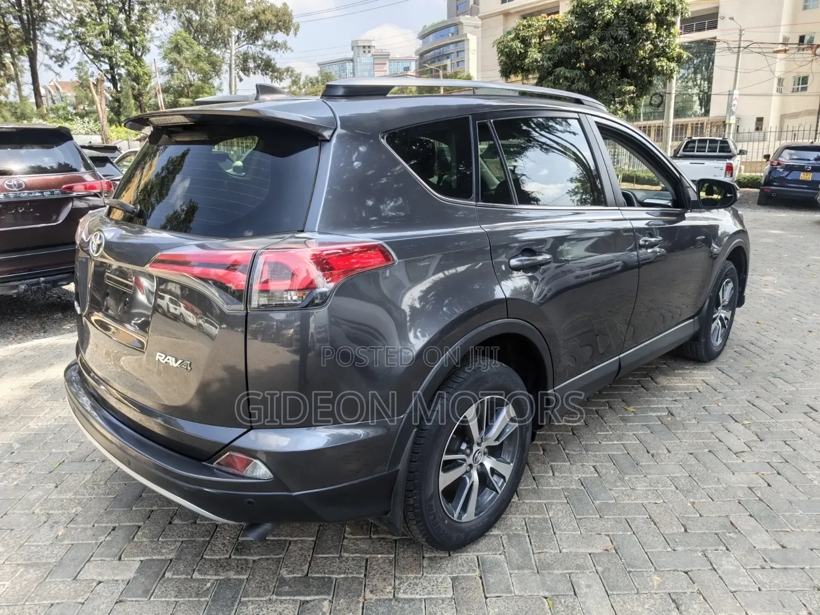 Toyota RAV4 2019 Gray