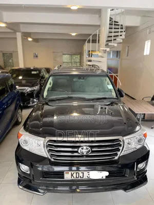 Toyota Land Cruiser 4.6 V8 ZX 2016 Black