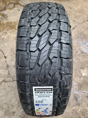 255 /70 R16 Bridgestone Tyres Dueler a/T-002 All-Terrain
