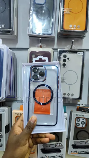 Magsafe Clear Case of iPhone 15 Pro Max