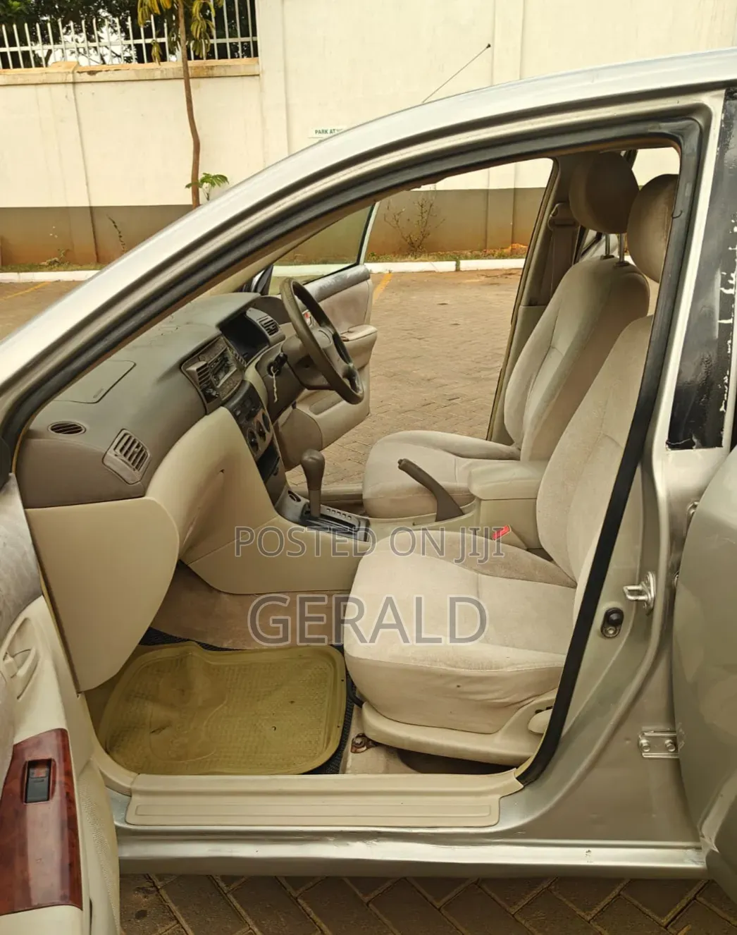 Toyota Corolla 2003 Beige