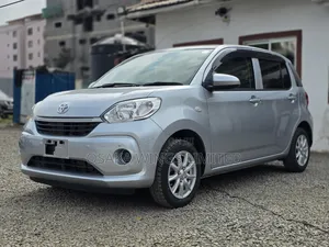 Toyota Passo 2019 Silver