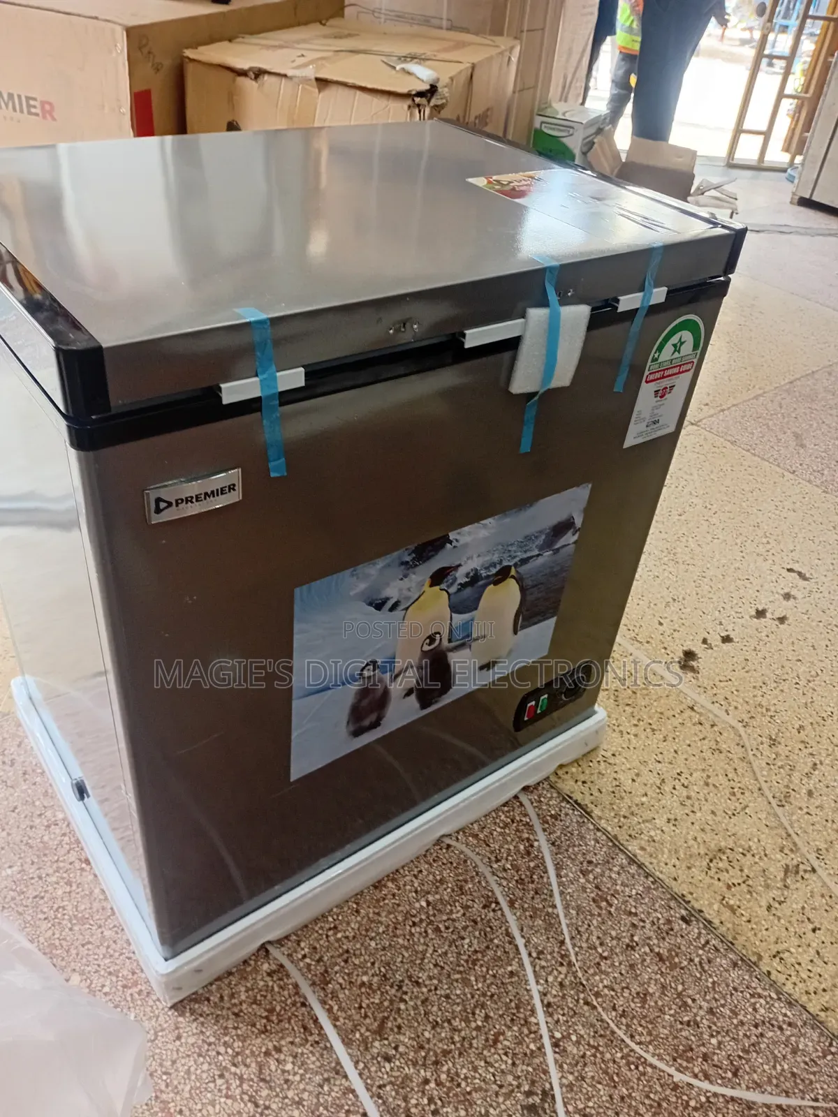 Highly Versatile 100l Premier Chest Freezer