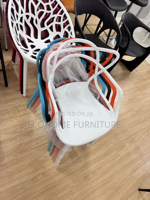 Stackable Restaurant Chair Strong and Durable