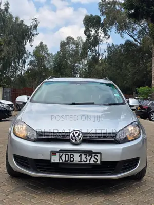 Volkswagen Golf 2012 Silver