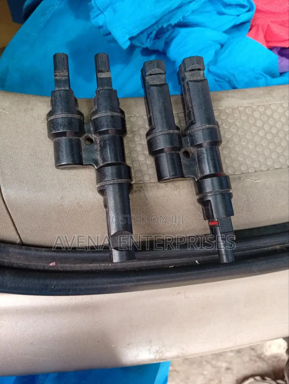 Y Connectors Dc