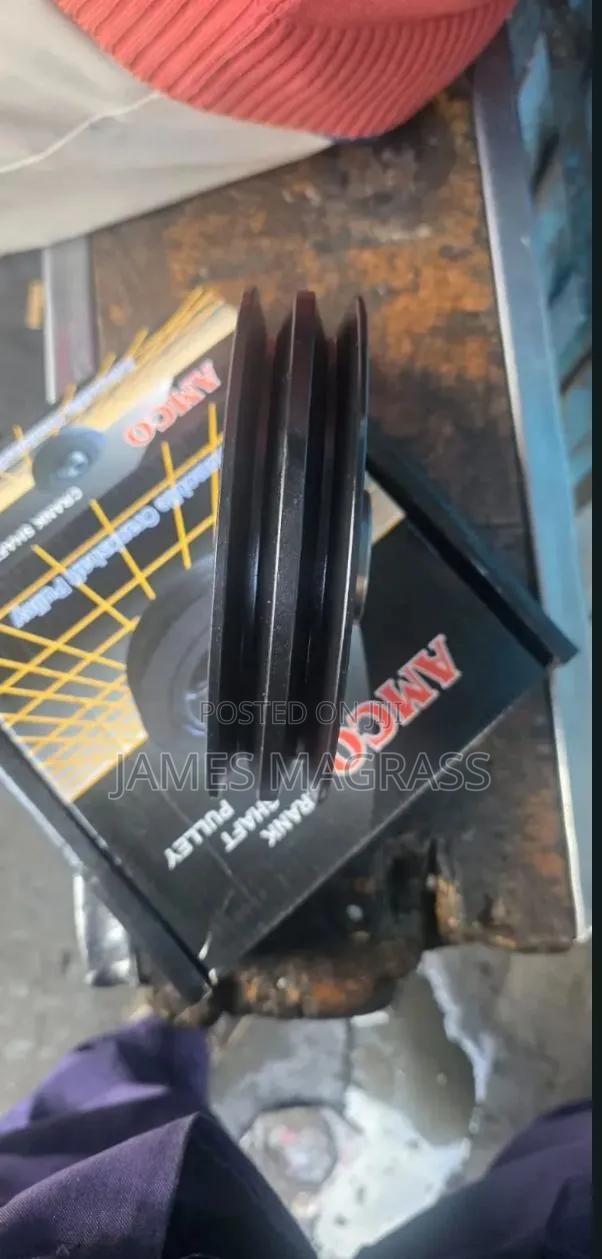 5l Hiace Pulley - thumbnail 2