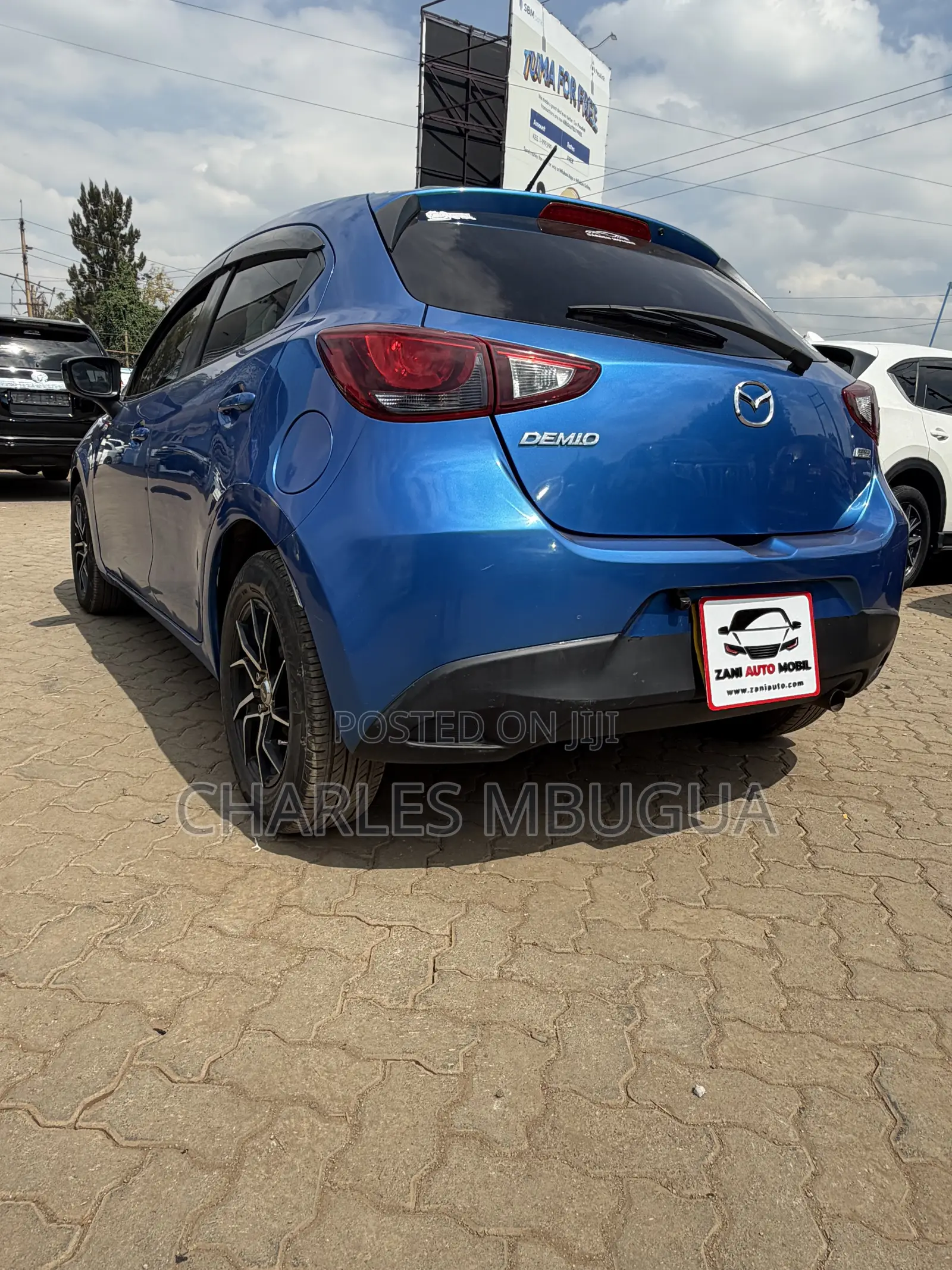 Mazda Demio 2014 Blue