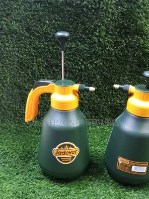 Jadever 2l Pressure Sprayer/ Pressure Sprayer