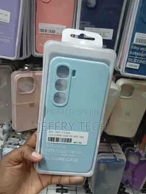 Silky and Soft-Touch Finish Silicone Case