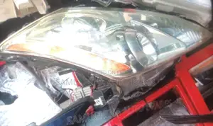 Headlight Nissan Murano {Xenon}