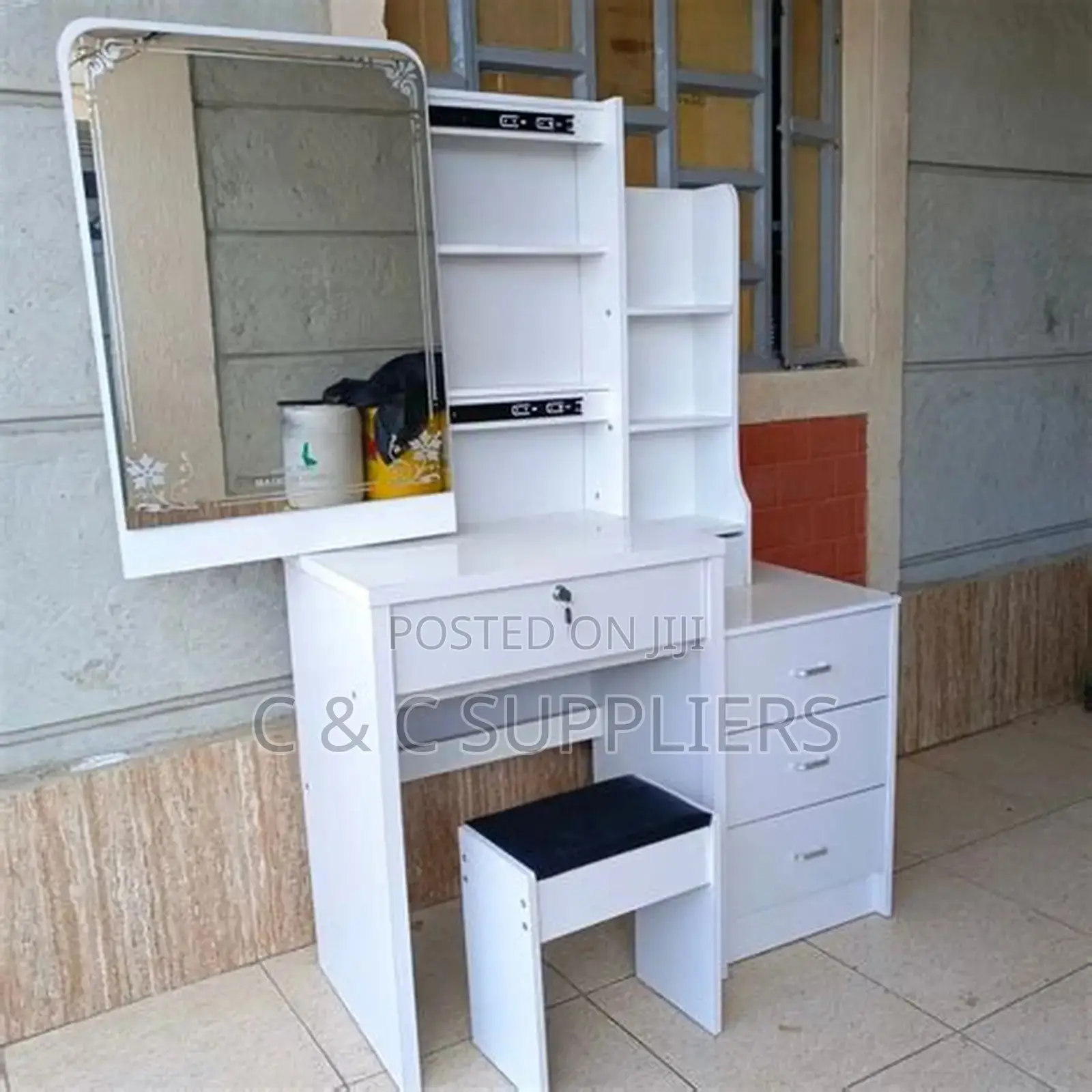 White Vanity Table With Sliding Mirror