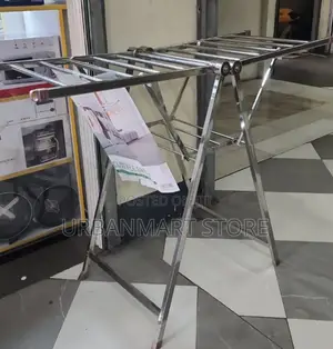 Strong Metallic Clothes Drying Hanger Rack