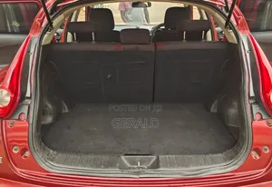 Nissan Juke 2011 Red
