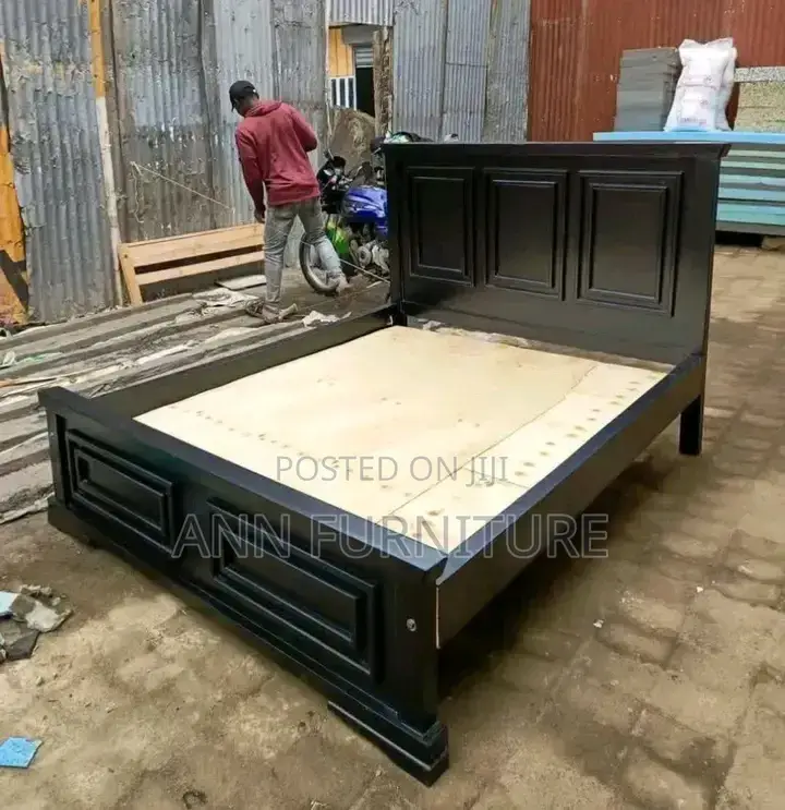Qeen Bed Size 5by6