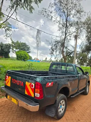 Toyota Hilux 2008 Green