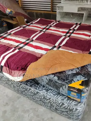 Comfortable Woolen Duvet for All Seasons 5 by 6, 6 by 6