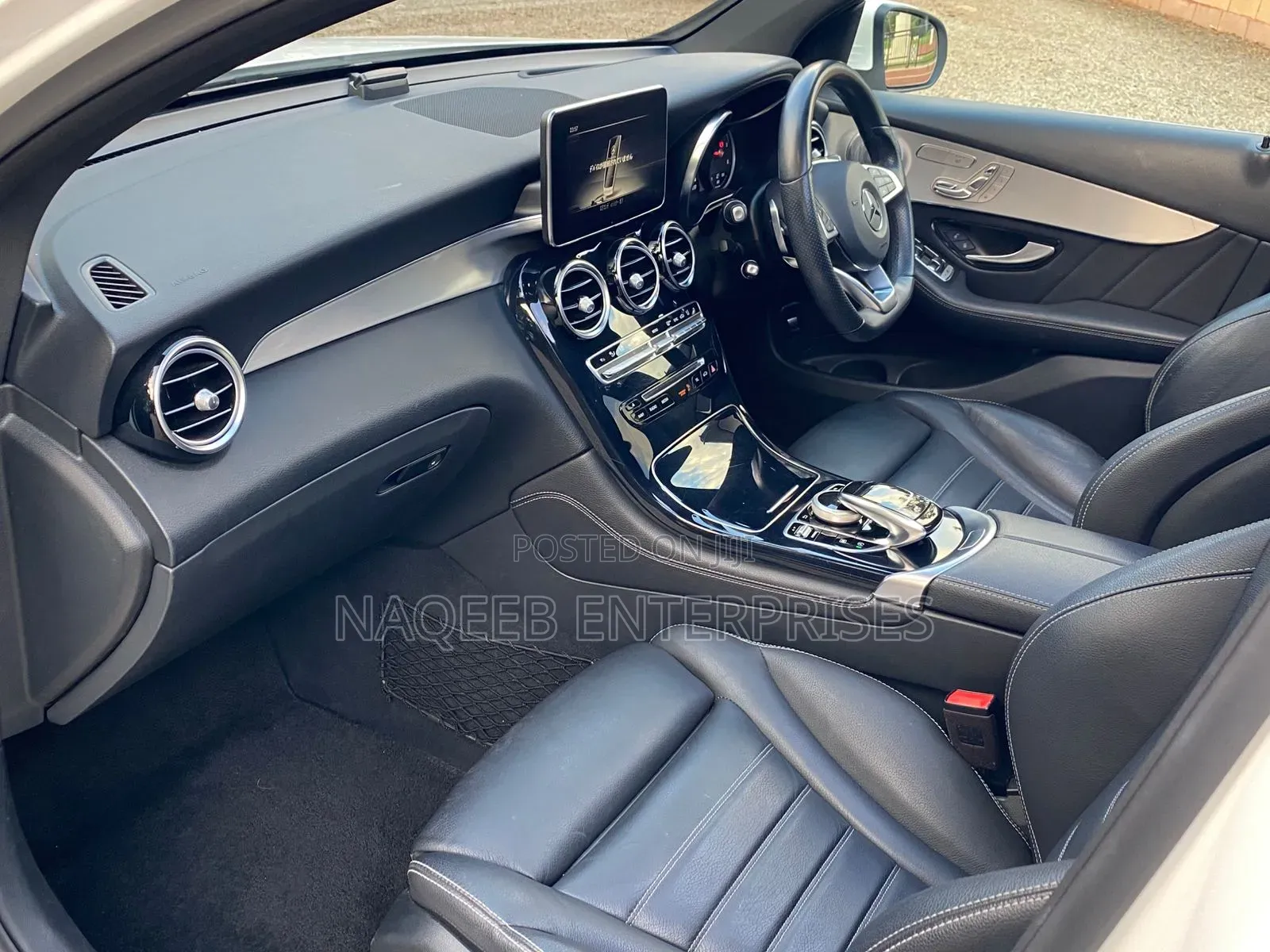 Mercedes-Benz GLC-Class 2019 White
