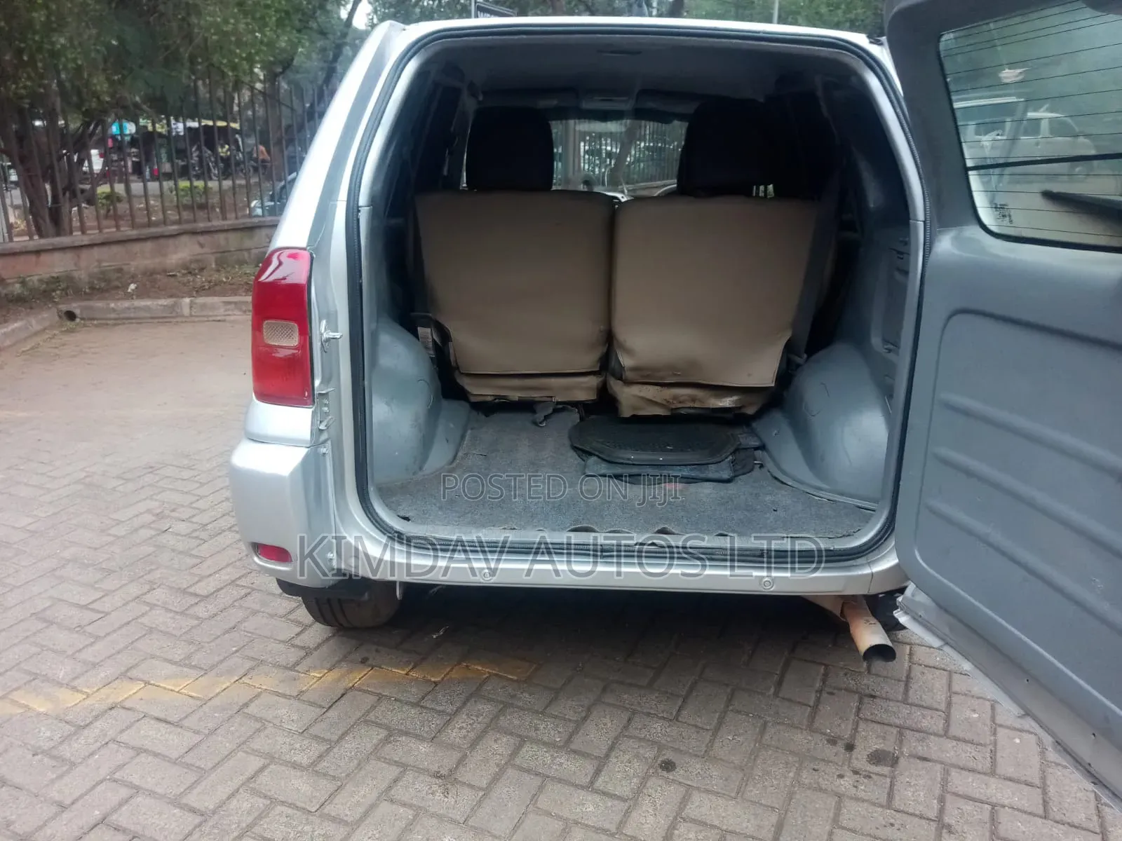 Toyota RAV4 2002 Silver