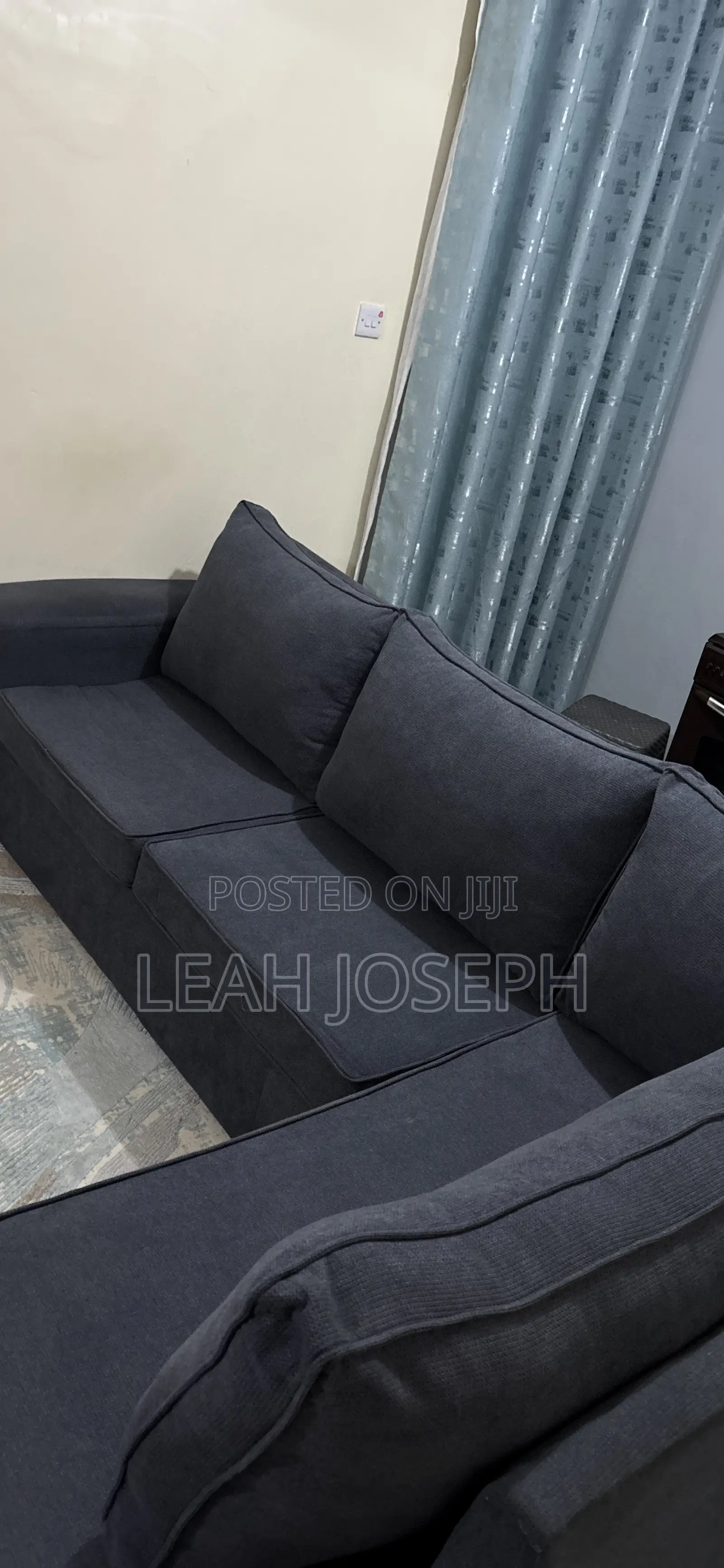 Large 5-Seater L-Shaped Sofa - Grey
